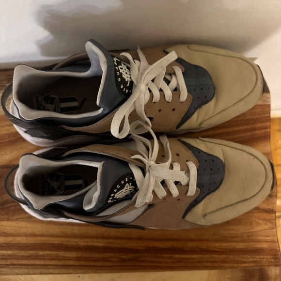 Nike Air Huarache "Escape" (2021) US Men's 12 - Picture 6 of 8